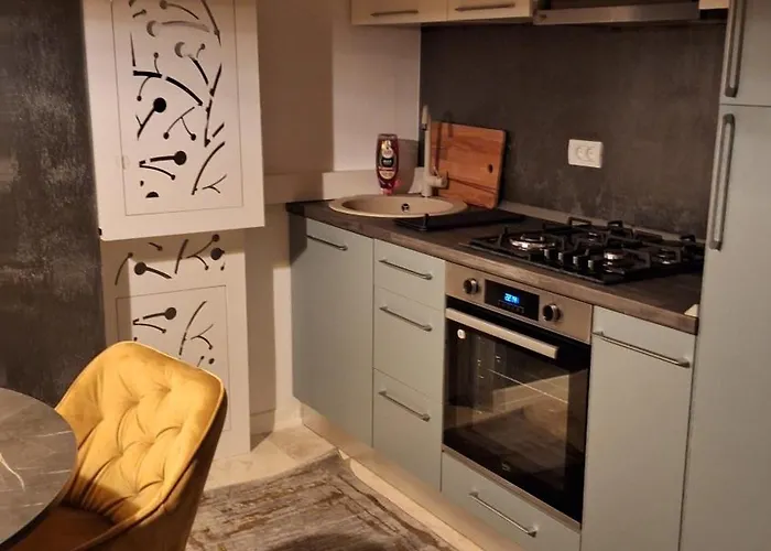 Emmaia Sunrise Luxury Apartment